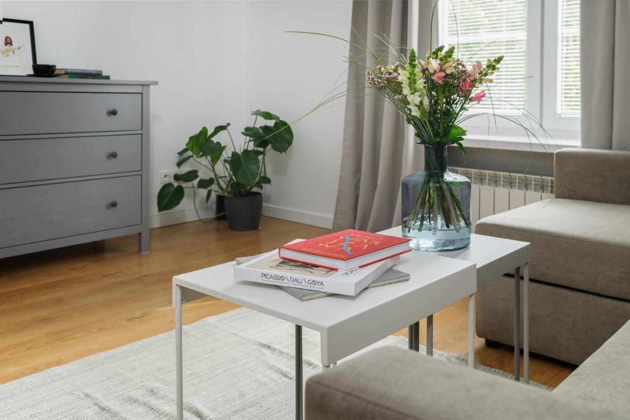 Oomph Warsaw Nowy Swiat Apartment מראה חיצוני תמונה